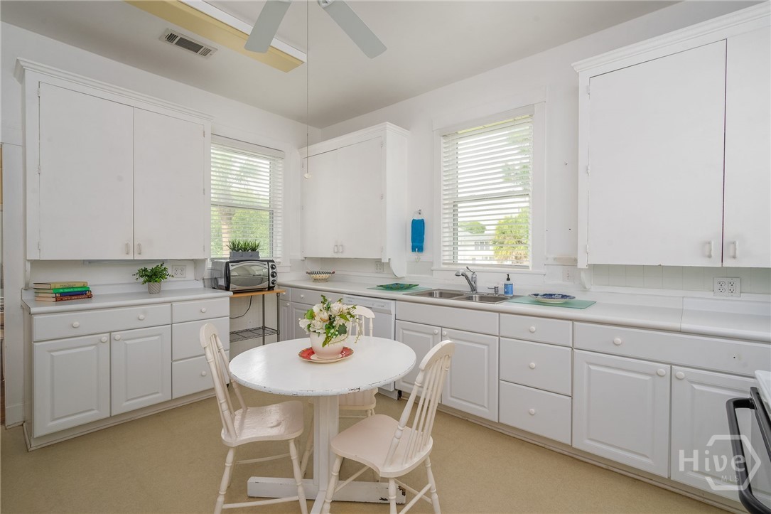 4 10th Terrace Tybee Island, GA 31328 - Photo 28 of 43