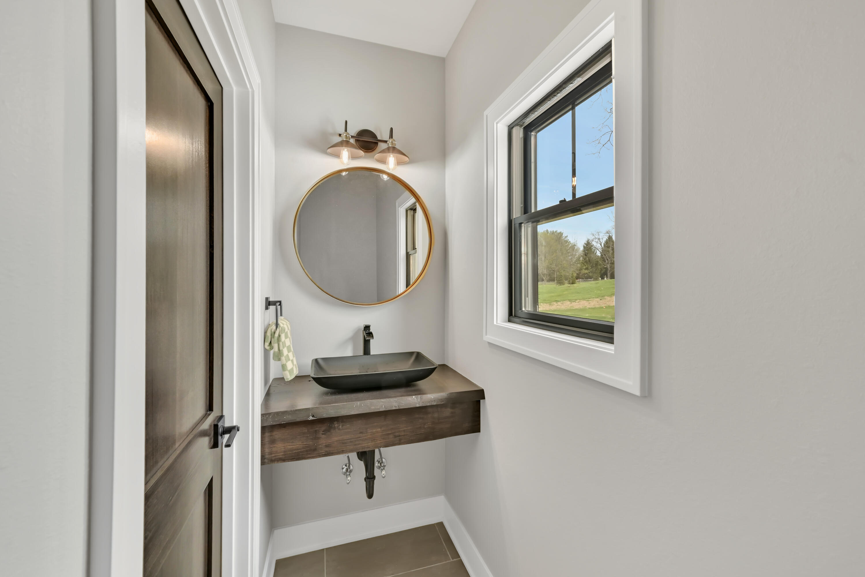 254 River Oaks Circle Delafield, WI 53018 - Photo 27 of 47 DZ254-28