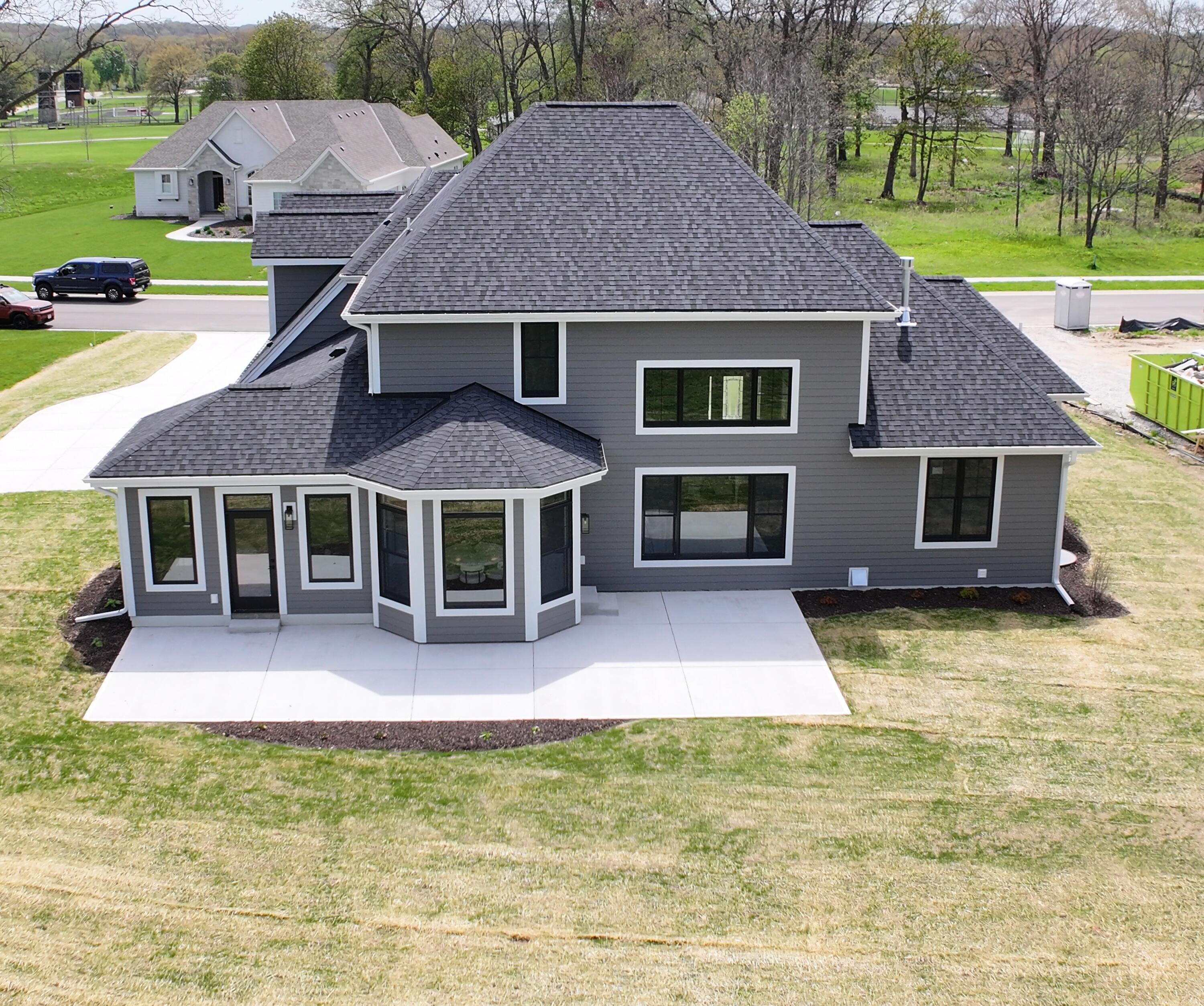 254 River Oaks Circle Delafield, WI 53018 - Photo 44 of 47 DJI_20260504101815_0040_D