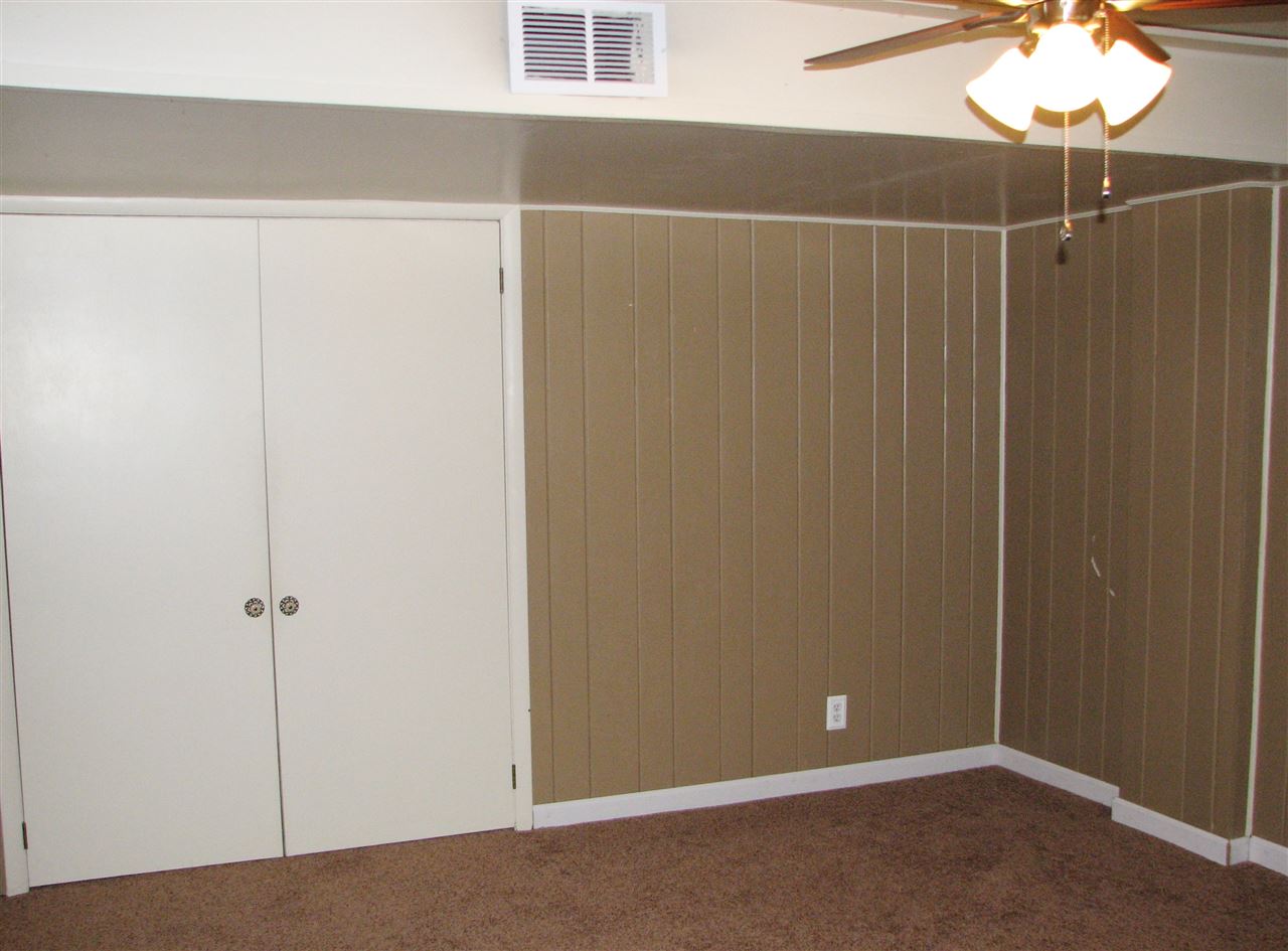 1621 Country Club Road Mount Vernon, IN 47620 - Photo 27 of 36 Gallery Image 27
