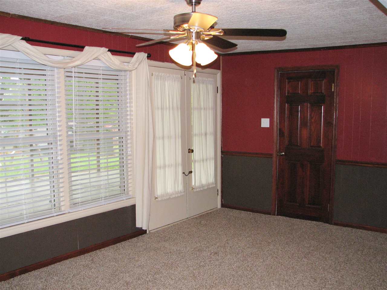 1621 Country Club Road Mount Vernon, IN 47620 - Photo 31 of 36 Gallery Image 31