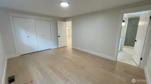 $5,300 | 4533 87th Avenue Southeast, Mercer Island, WA 98040