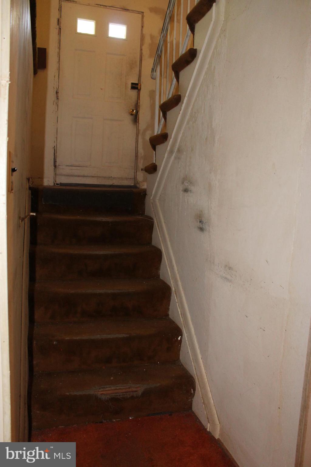 9309 Cross Bow Road Fort Washington, MD 20744 - Photo 20 of 32 Stairs to Lower Level