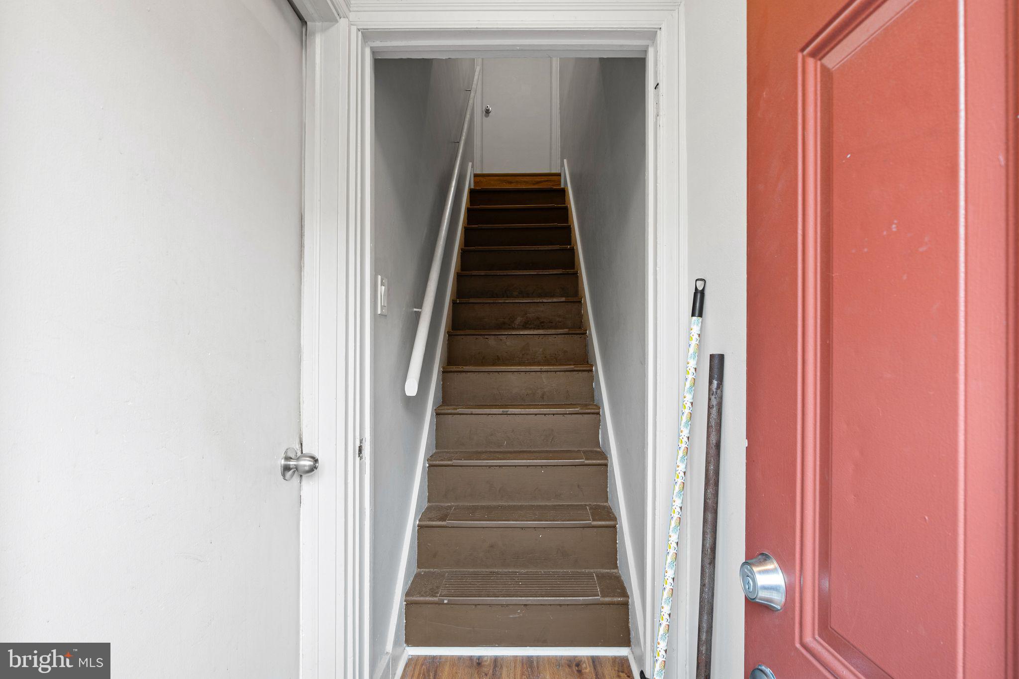 3029 Cedar Street Philadelphia, PA 19134 - Photo 35 of 48 3031 Stairway