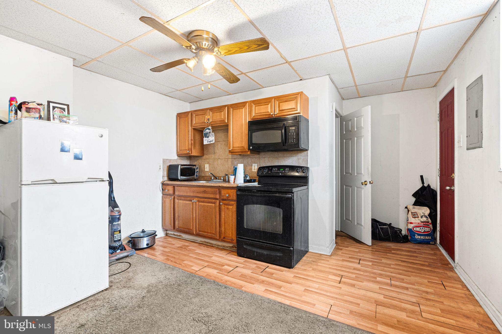 3029 Cedar Street Philadelphia, PA 19134 - Photo 42 of 48 3029 1st fl rear