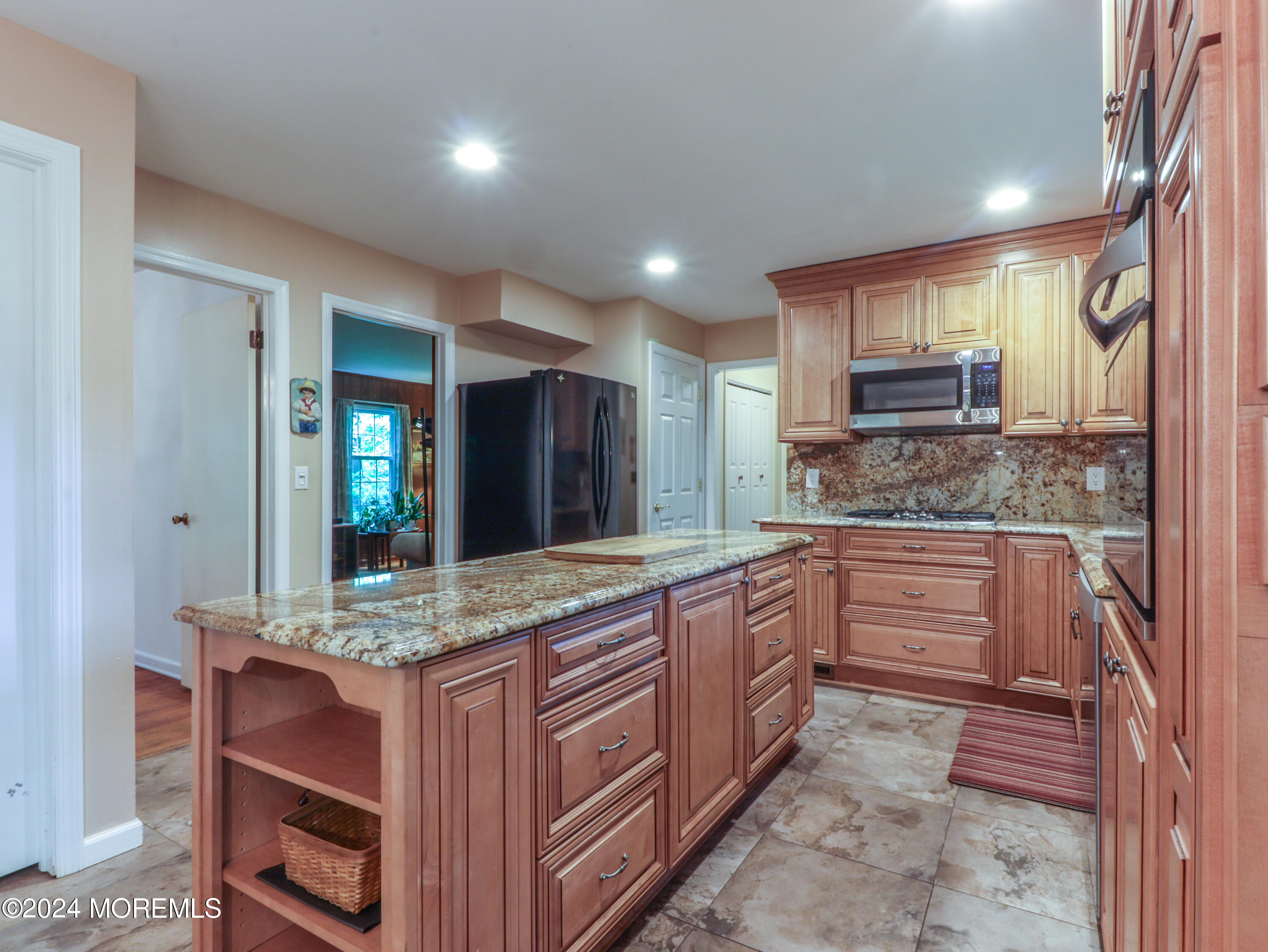 1 Huntley Road Holmdel, NJ 07733 - Photo 15 of 51 KITCHEN