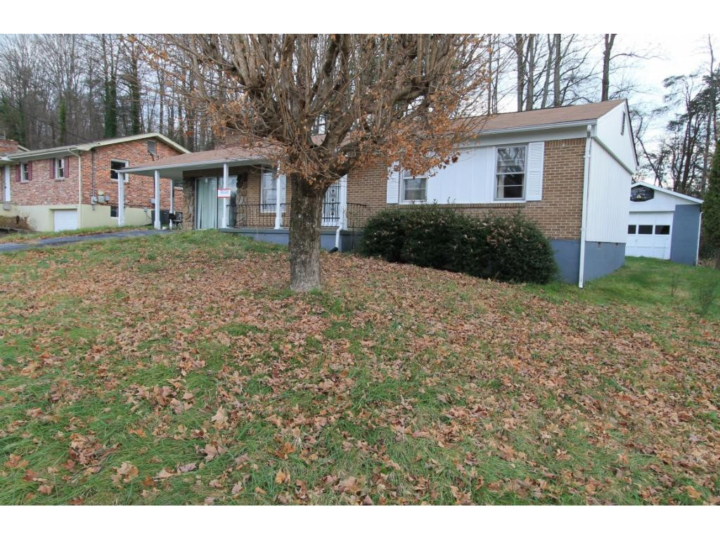 172 Springdale Road Bristol, TN 37620 - Photo 2 of 17 Photo 2