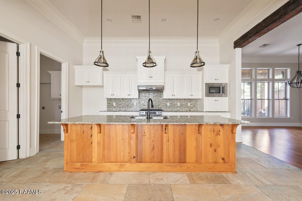 207 Edgehill Circle Lafayette, LA 70508 - Photo 8 of 30 Kitchen