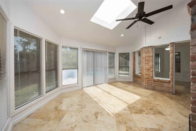 $349,000 | 703 Romaine Lane, Houston, TX 77090