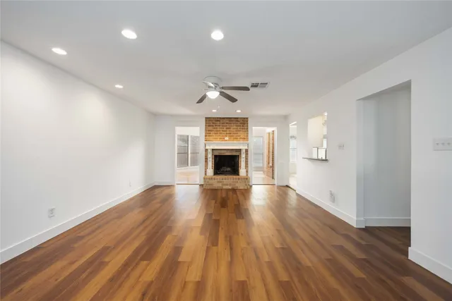 $349,000 | 703 Romaine Lane, Houston, TX 77090