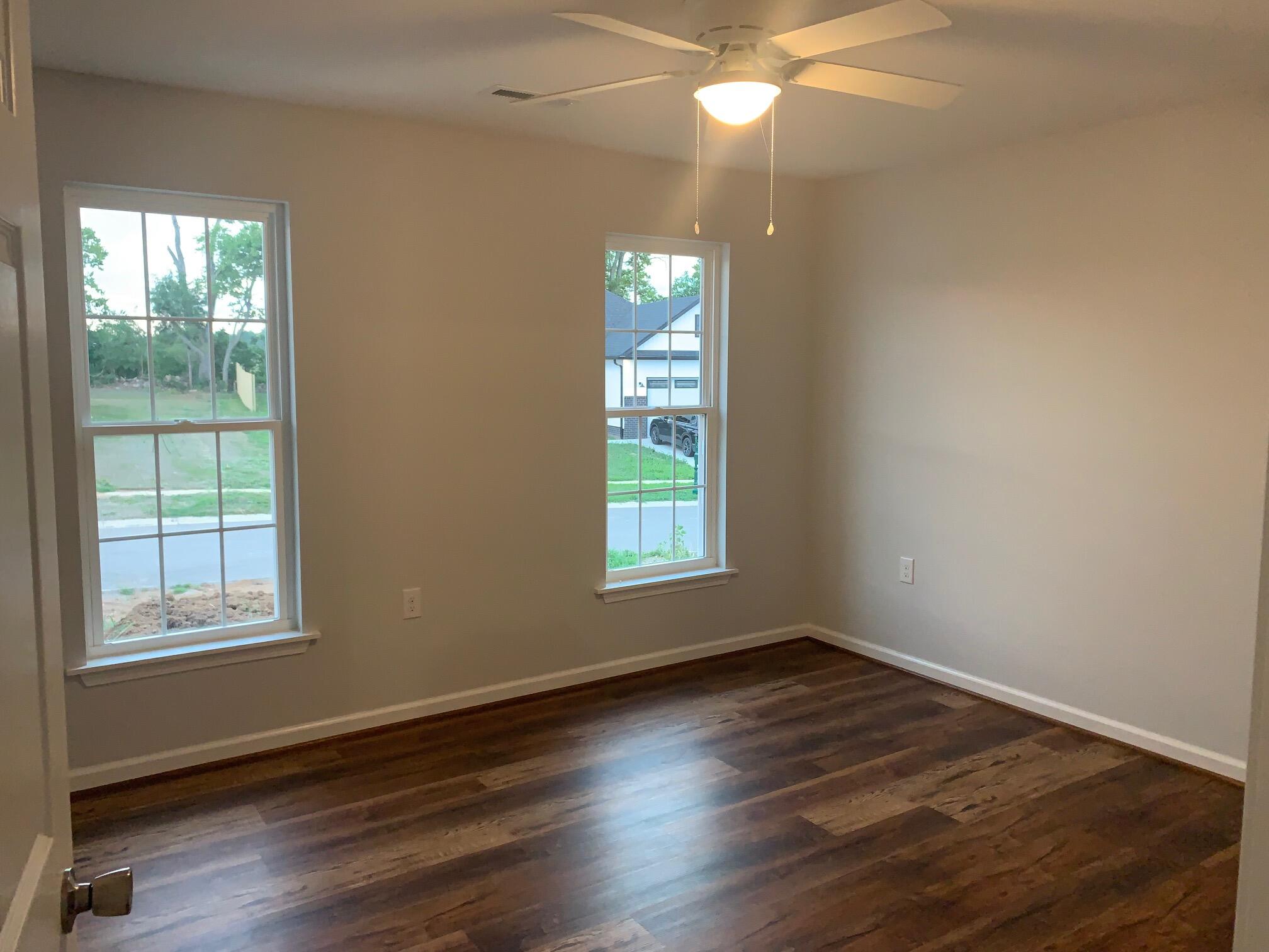 205 Max Cavnes Road Danville, KY 40422 - Photo 13 of 26 205 Max two front bedrm