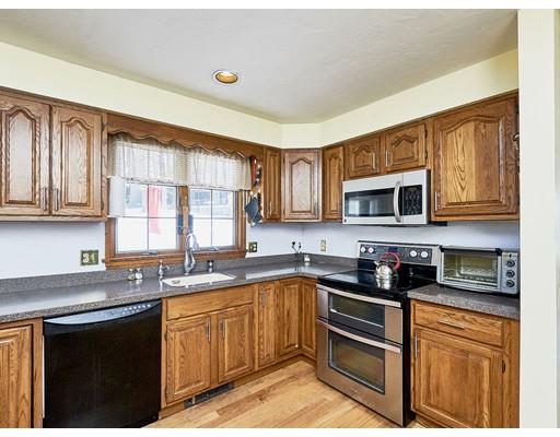93 Nevin Road Weymouth, MA 02190 - Photo 6 of 25 Gallery Image 6