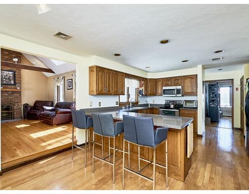 93 Nevin Road Weymouth, MA 02190 - Photo 7 of 25 Gallery Image 7
