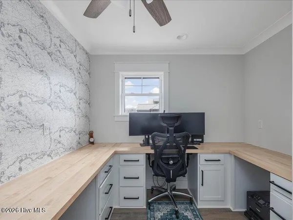 $950,000 | 94 Maritime Court, Chocowinity, NC 27817