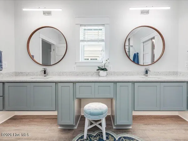 $950,000 | 94 Maritime Court, Chocowinity, NC 27817