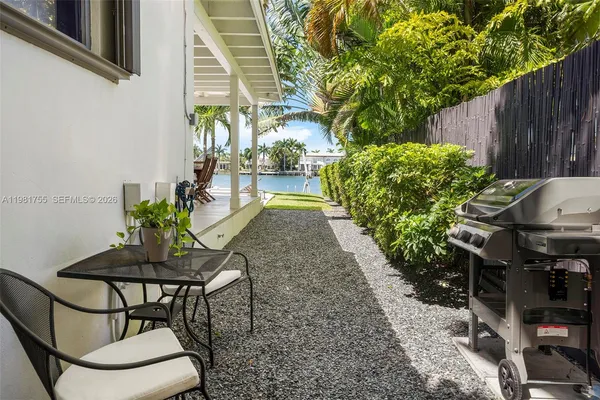 $25,000 | 365 North Shore Drive, Miami Beach, FL 33141