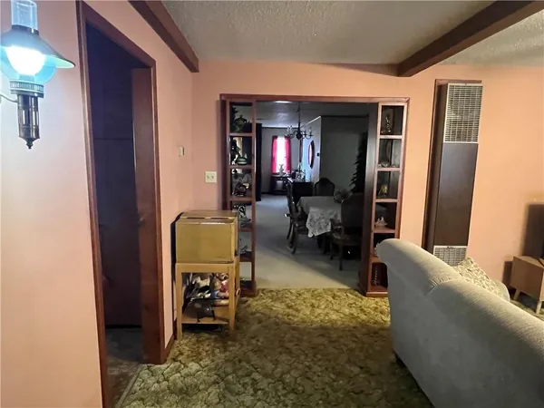 $109,000 | 206 West Bradley Street, Sedan, KS 67361