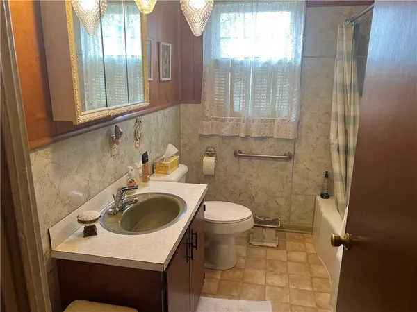 $109,000 | 206 West Bradley Street, Sedan, KS 67361