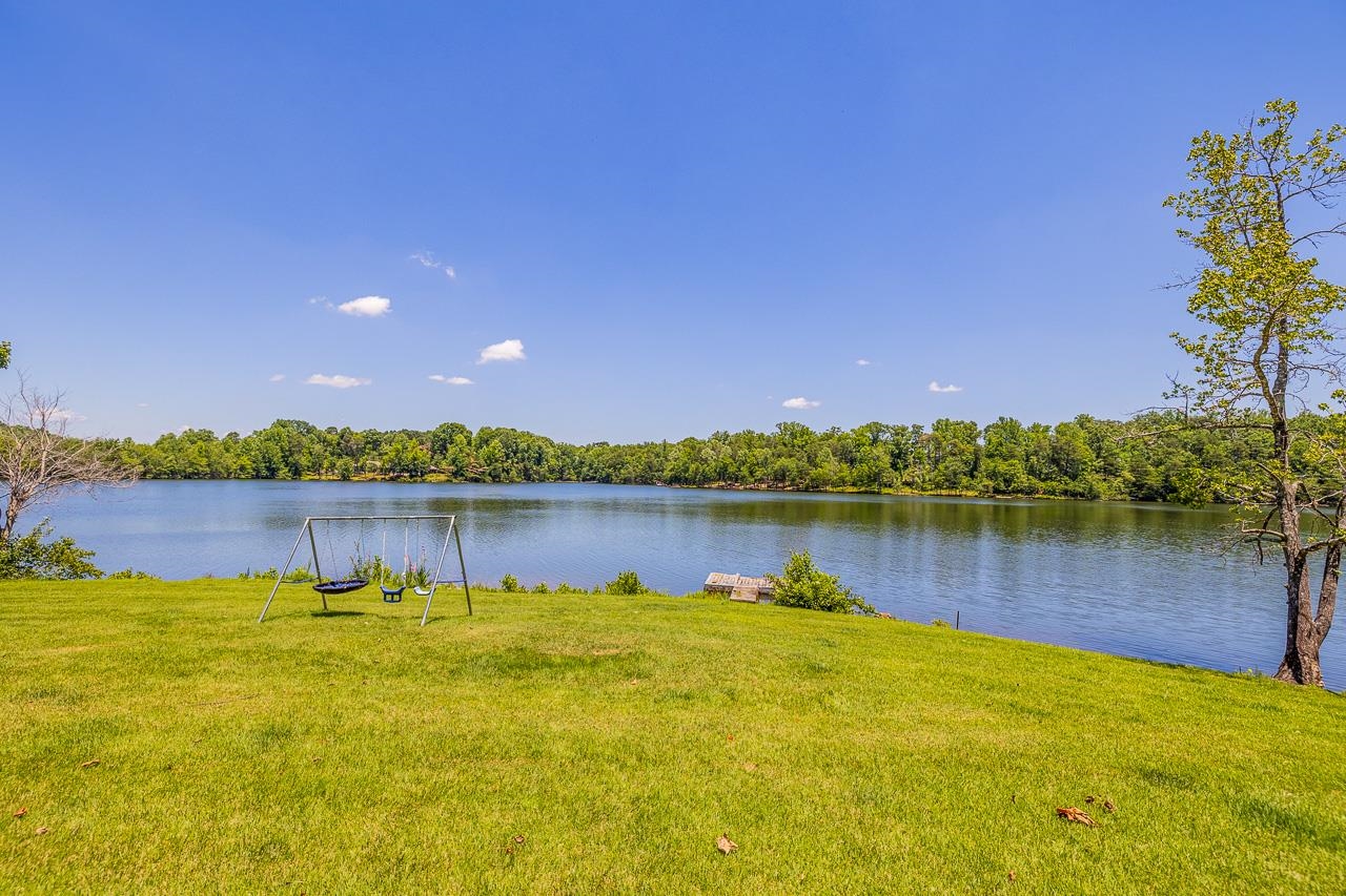 240 Canady Road Wellford, SC 29385 - Photo 14 of 36