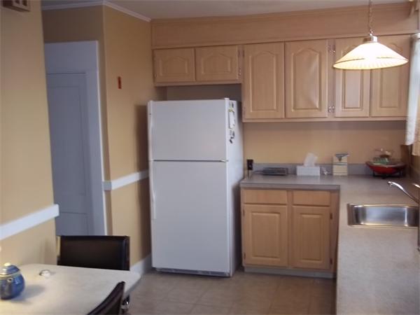 32 Grantland Road Wellesley, MA 02481 - Photo 8 of 19 Gallery Image 8