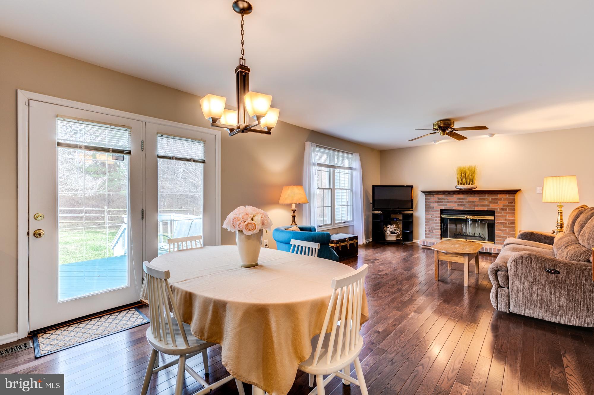 12553 Rock Ridge Road Herndon, VA 20170 - Photo 17 of 42 ESIK open to family room perfect for entertaining