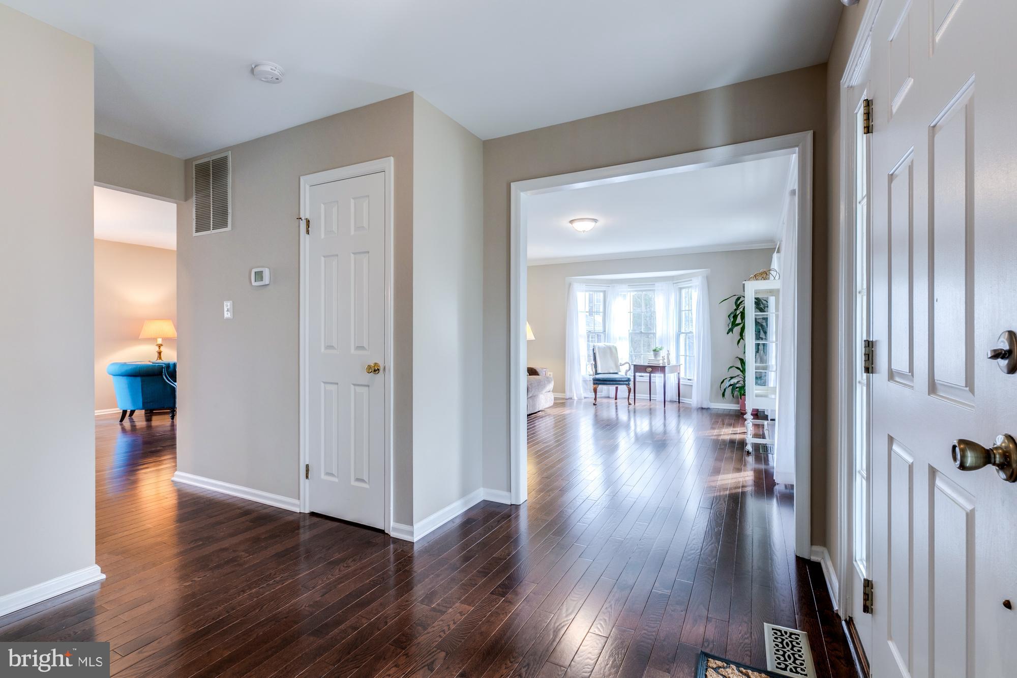 12553 Rock Ridge Road Herndon, VA 20170 - Photo 4 of 42 Whole house freshly painted with neutral paint