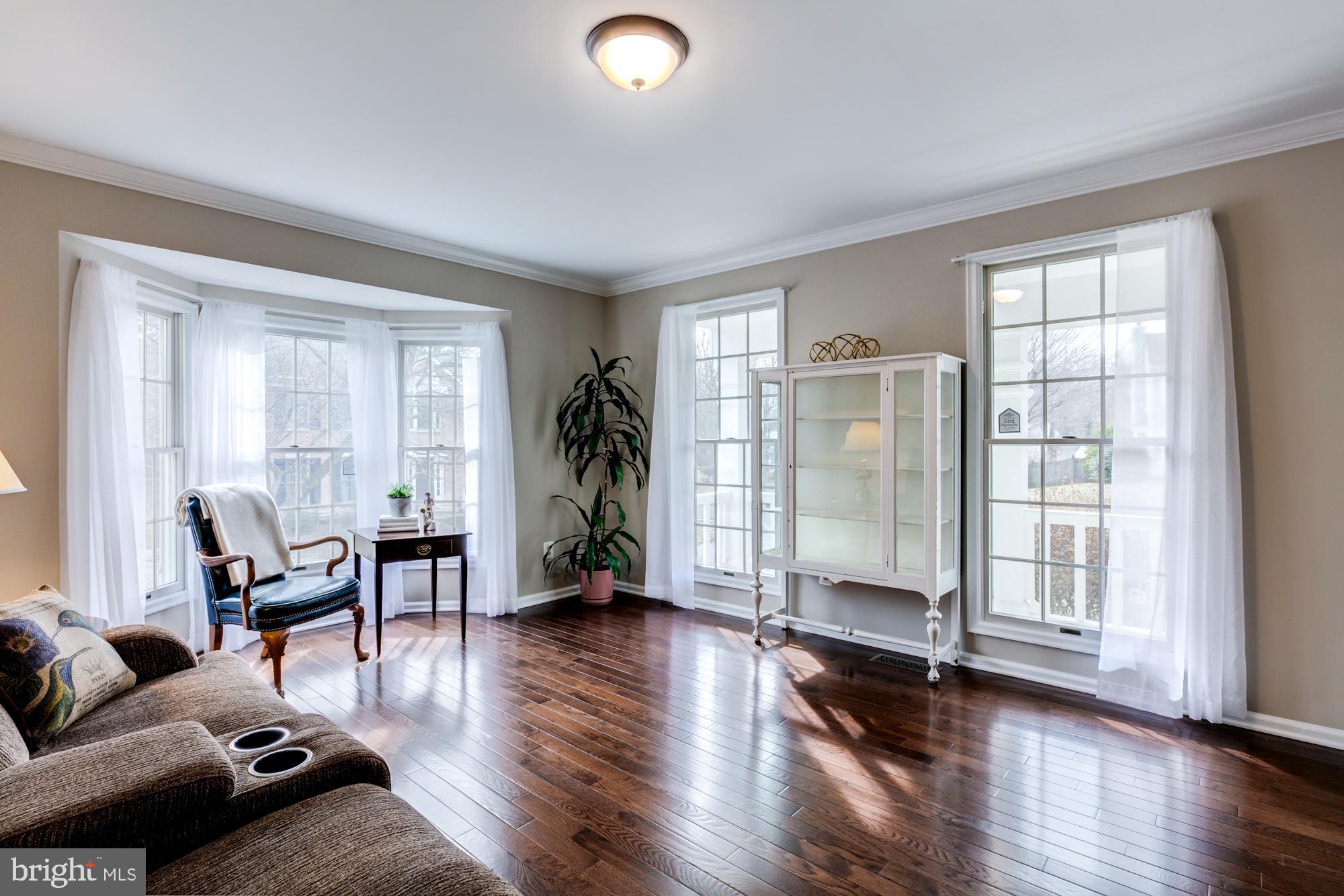 12553 Rock Ridge Road Herndon, VA 20170 - Photo 6 of 42 Spacious, open and bright living room