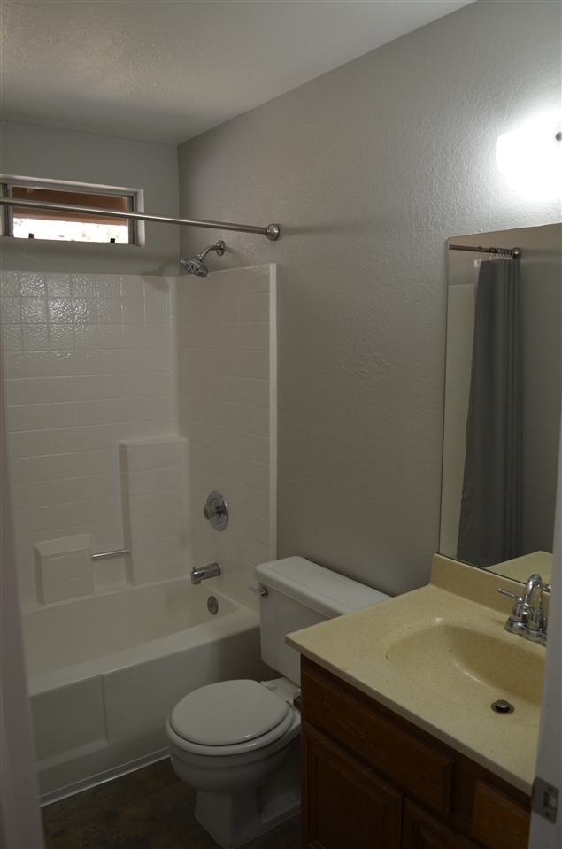 1018 Grape Street San Marcos, CA 92069 - Photo 8 of 24