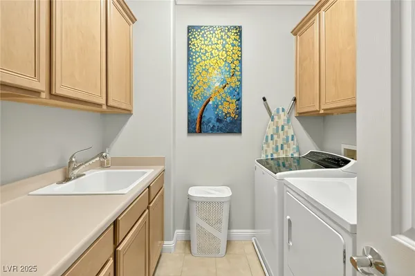 $610,000 | 6 Via VIta Bella, Henderson, NV 89011
