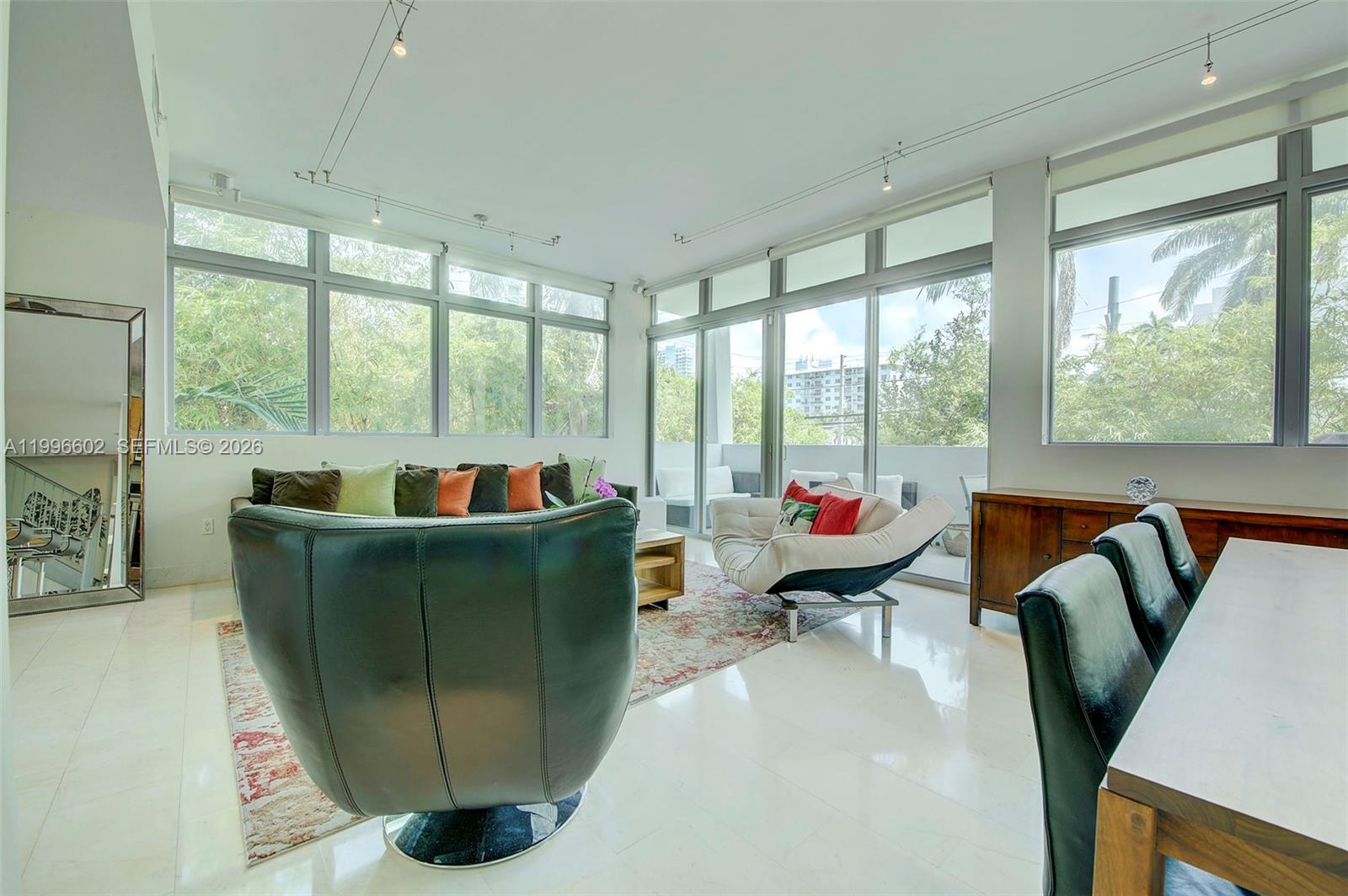 1577 Bay Road, Unit 201 Miami Beach, FL 33139 - Photo 4 of 36