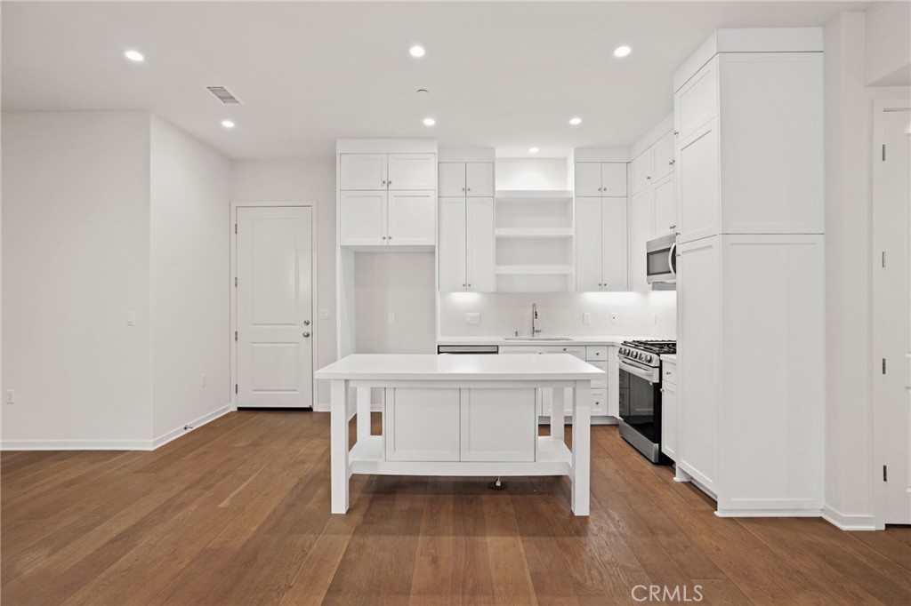 753 Spring Garden Irvine, CA 92618 - Photo 14 of 31