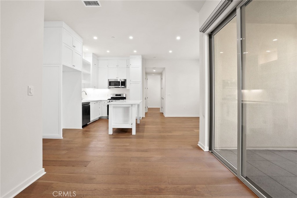 753 Spring Garden Irvine, CA 92618 - Photo 7 of 31