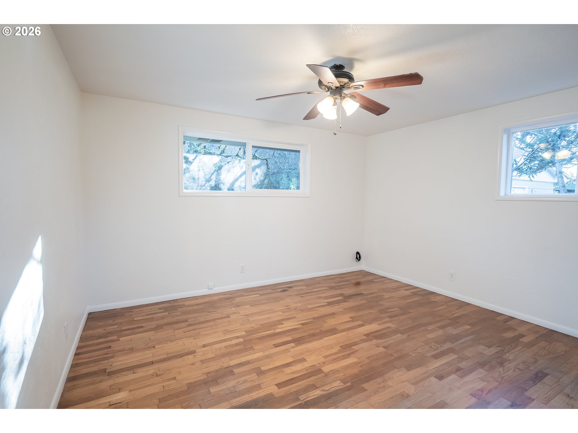 2668 Jeppesen Acres Road Eugene, OR 97401 - Photo 14 of 41