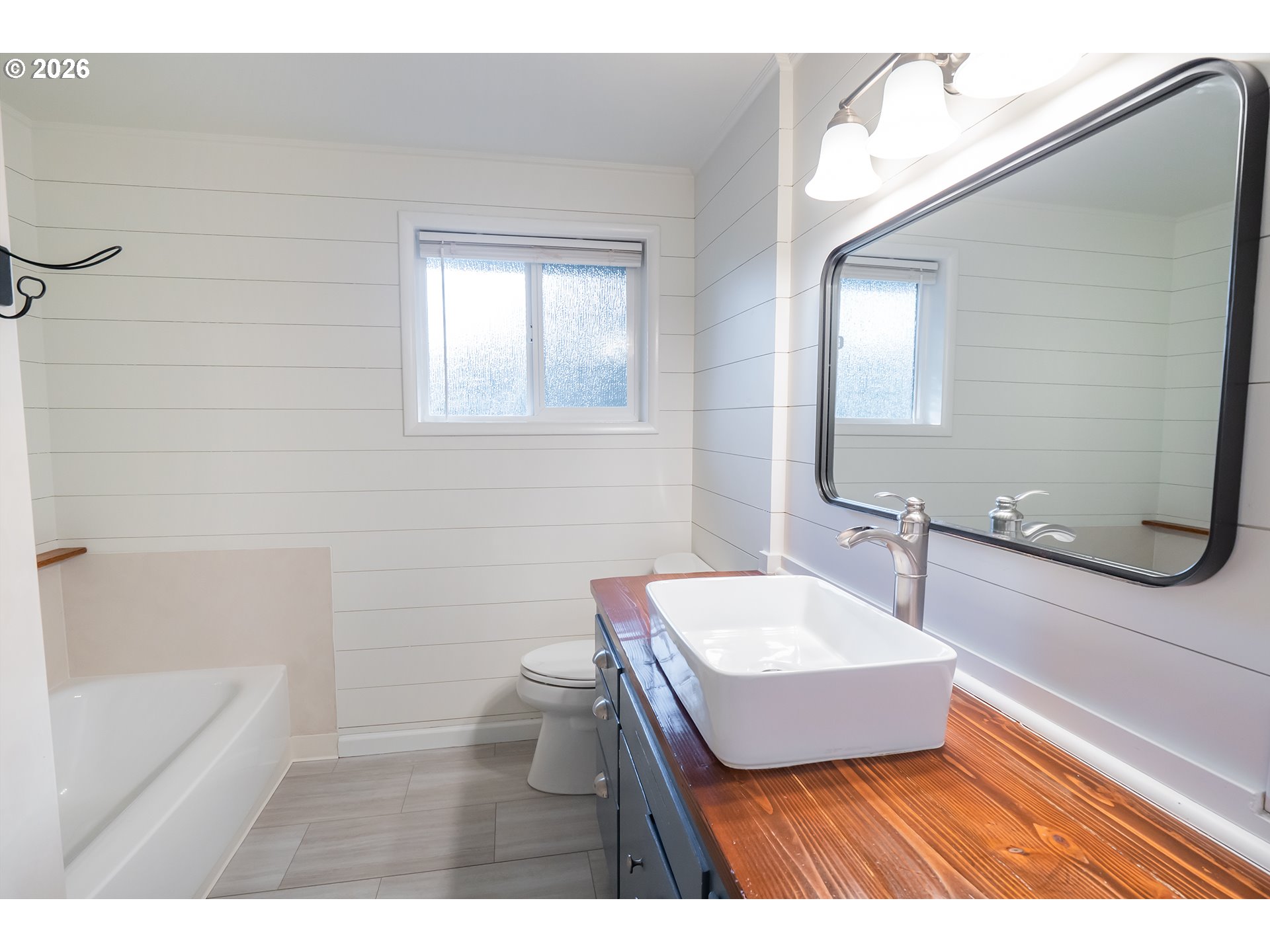 2668 Jeppesen Acres Road Eugene, OR 97401 - Photo 23 of 41