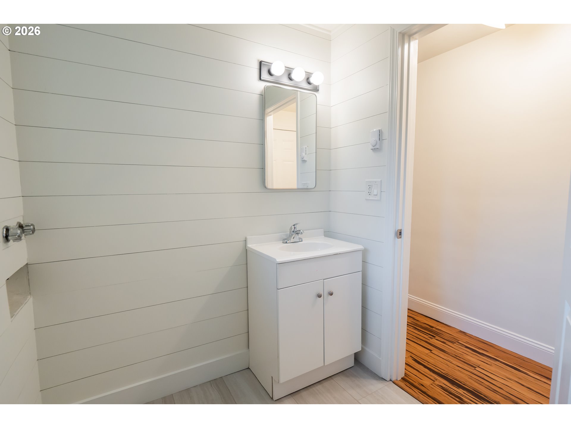 2668 Jeppesen Acres Road Eugene, OR 97401 - Photo 27 of 41