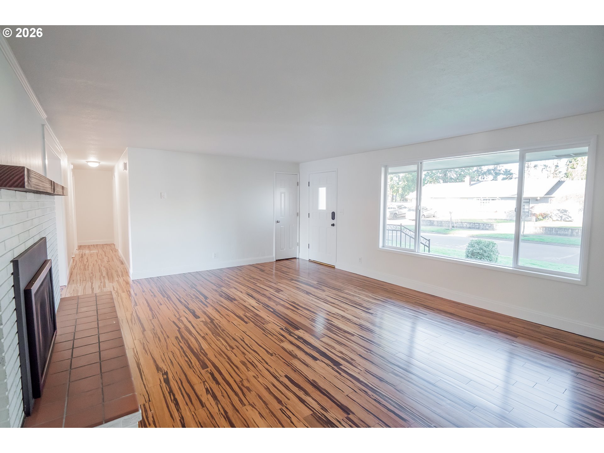 2668 Jeppesen Acres Road Eugene, OR 97401 - Photo 4 of 41