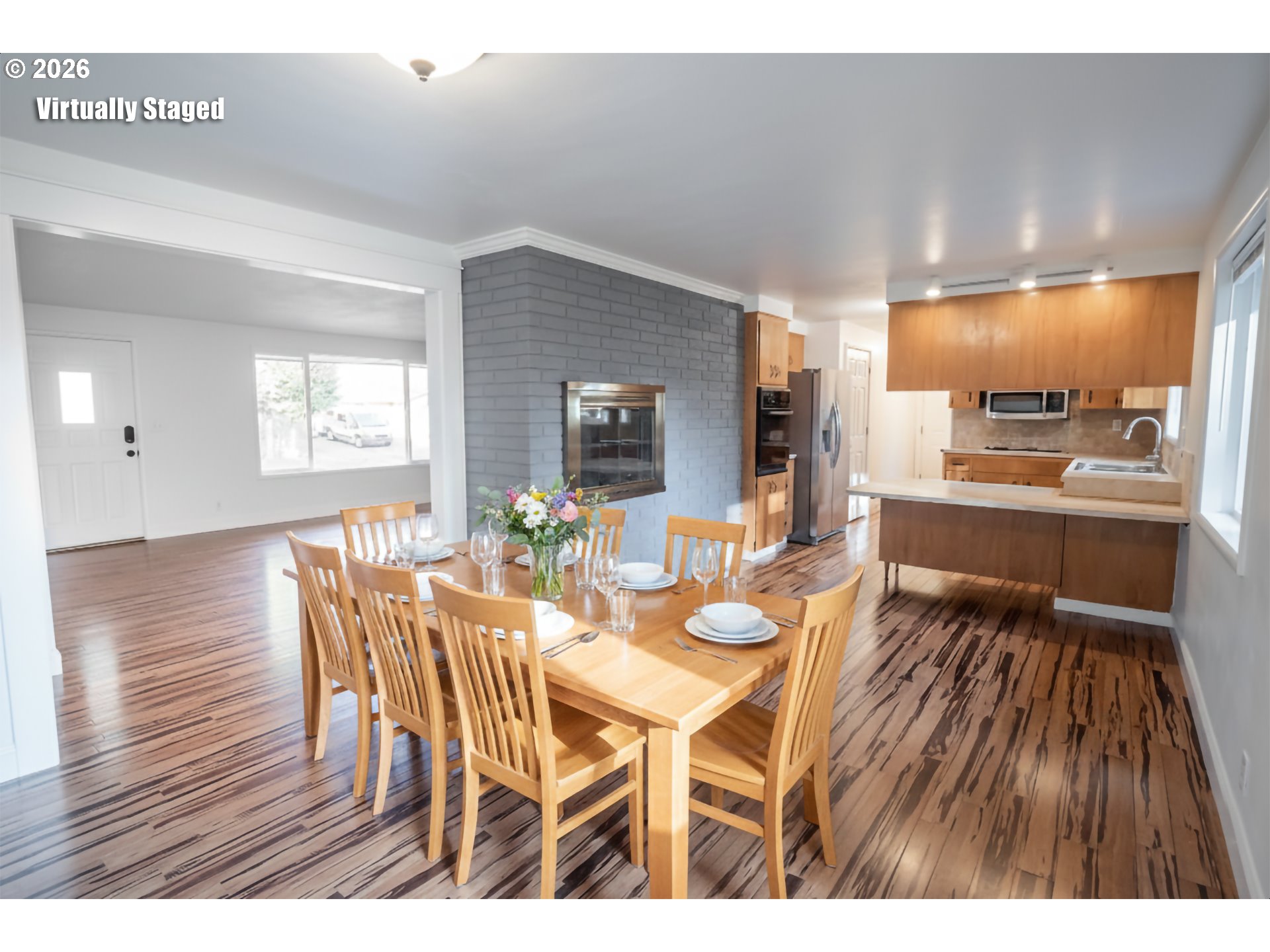 2668 Jeppesen Acres Road Eugene, OR 97401 - Photo 7 of 41