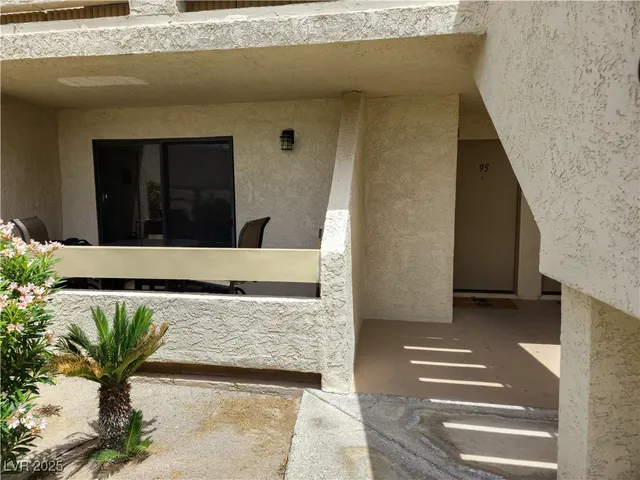 $165,000 | 3771 Desert Marina Drive, Unit 95, Laughlin, NV 89029