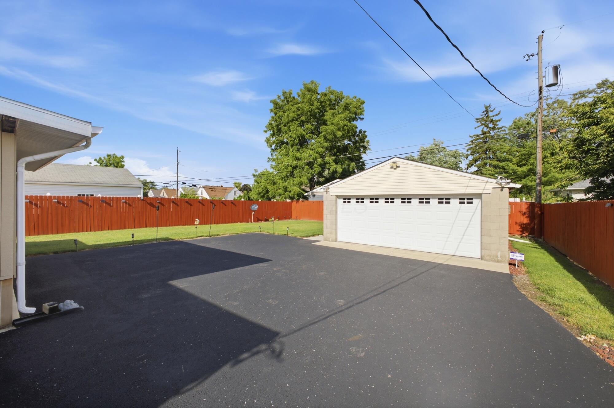 980 Wiltshire Road Columbus, OH 43204 - Photo 19 of 27