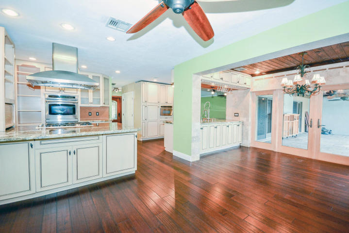 22083 West Soliel Circle Boca Raton, FL 33433 - Photo 12 of 33 FAMILY ROOM KITCHEN