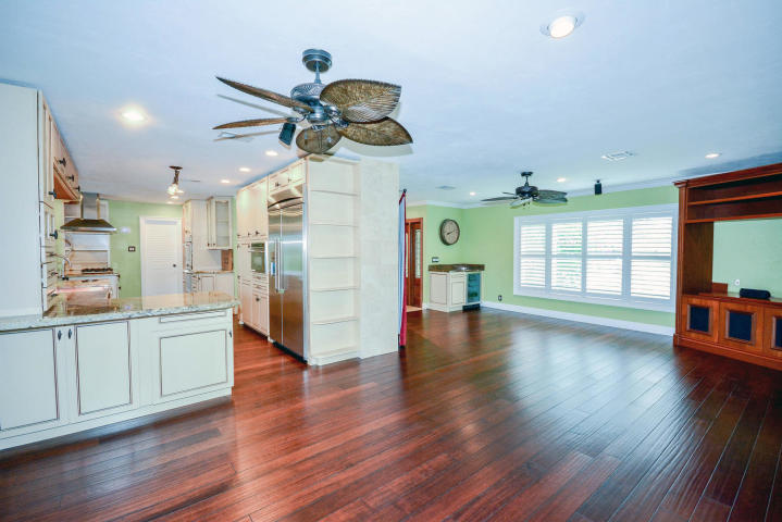 22083 West Soliel Circle Boca Raton, FL 33433 - Photo 17 of 33 LIVING, DINING AND KITCHEN