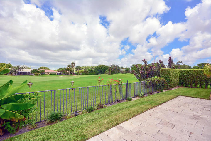 22083 West Soliel Circle Boca Raton, FL 33433 - Photo 32 of 33 VIEW OF GOLF COURSE