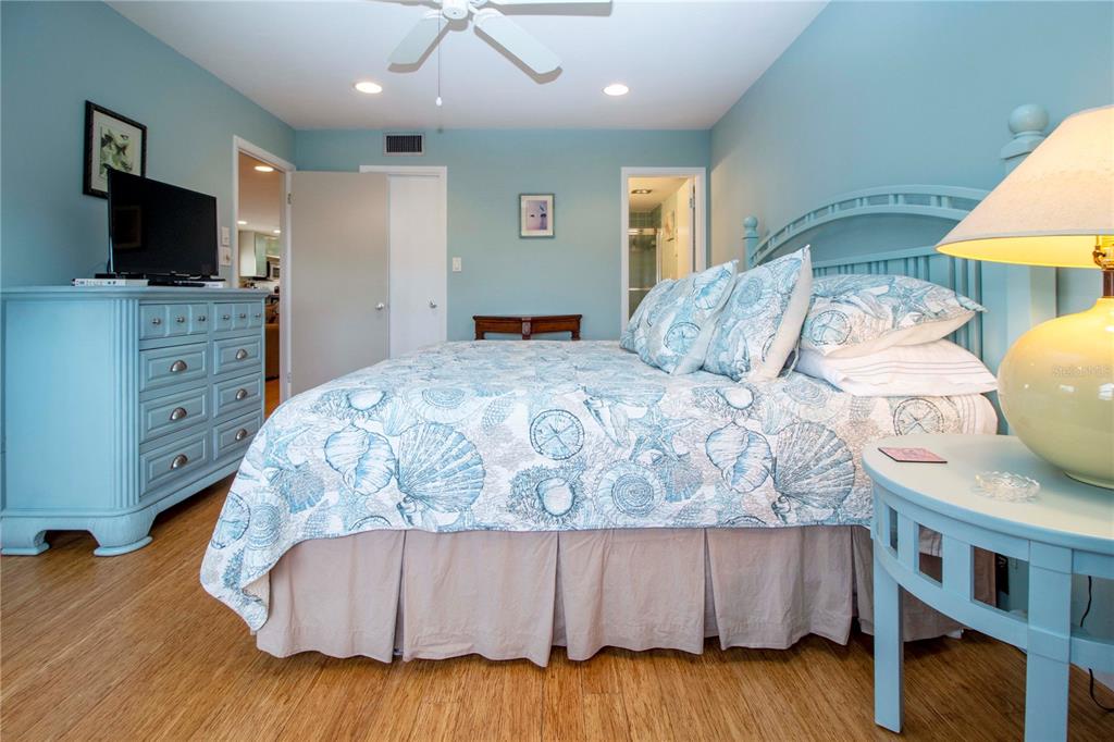 8625 Midnight Pass Road, Unit B508 Sarasota, FL 34242 - Photo 31 of 58