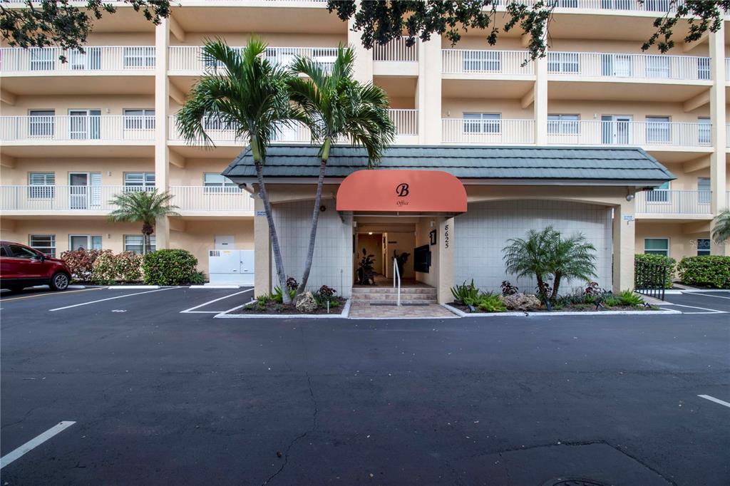 8625 Midnight Pass Road, Unit B508 Sarasota, FL 34242 - Photo 5 of 58