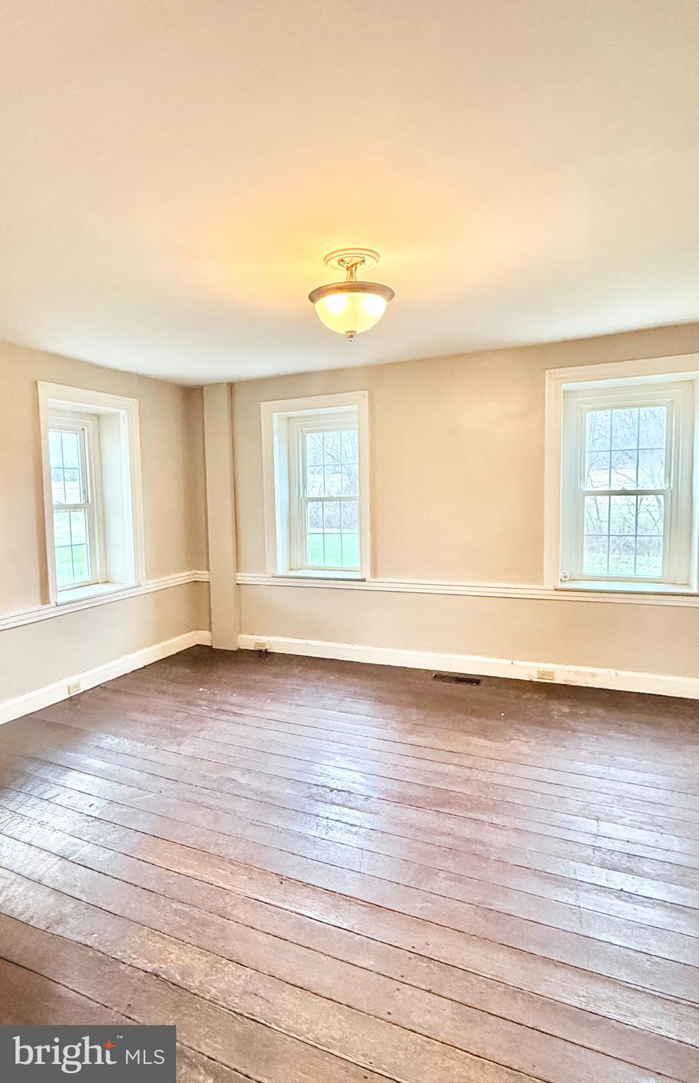 2196 Limekiln Road Douglassville, PA 19518 - Photo 5 of 36