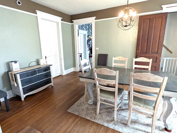 $299,900 | 15 East Main Street, Rossville, IN 46065