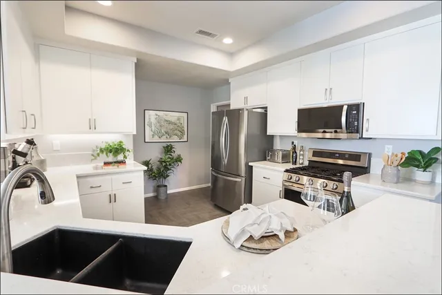 $818,000 | 32 Promontory, Aliso Viejo, CA 92656