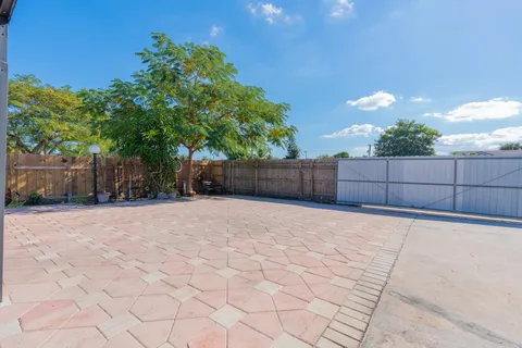 $375,000 | 5320 Parker Avenue, West Palm Beach, FL 33405