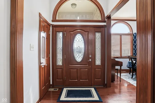 $525,000 | 6230 Sampson Court, Indianapolis, IN 46237