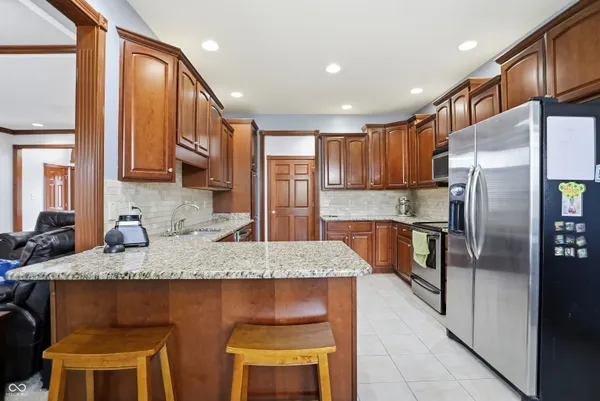 $525,000 | 6230 Sampson Court, Indianapolis, IN 46237